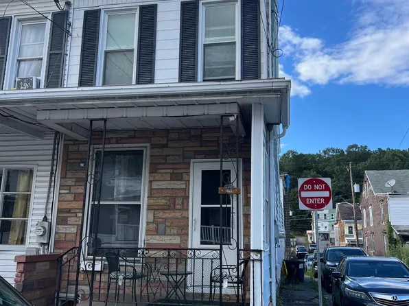 1039 E Pine St, Mahanoy City, PA 17948