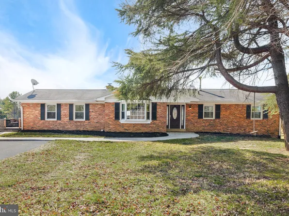 39125 Rodeffer Rd, Lovettsville, VA 20180