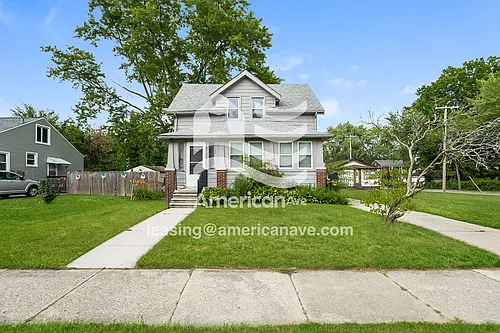 21821 Elizabeth St Photo 1