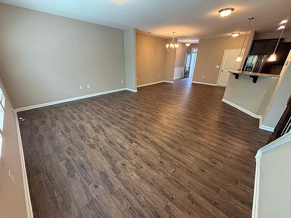5th image of 513 Durants Neck Ln