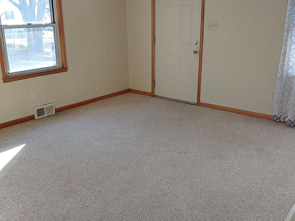 1st image of 1508 N Woodburn Ave