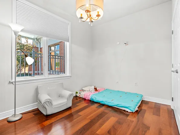 7400 River Road image 14 of 34