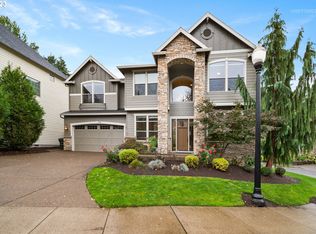 12154 NW Blackhawk Dr, Portland, OR 97229
