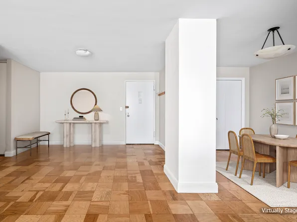 77 Seventh Avenue 10N image 2 of 8