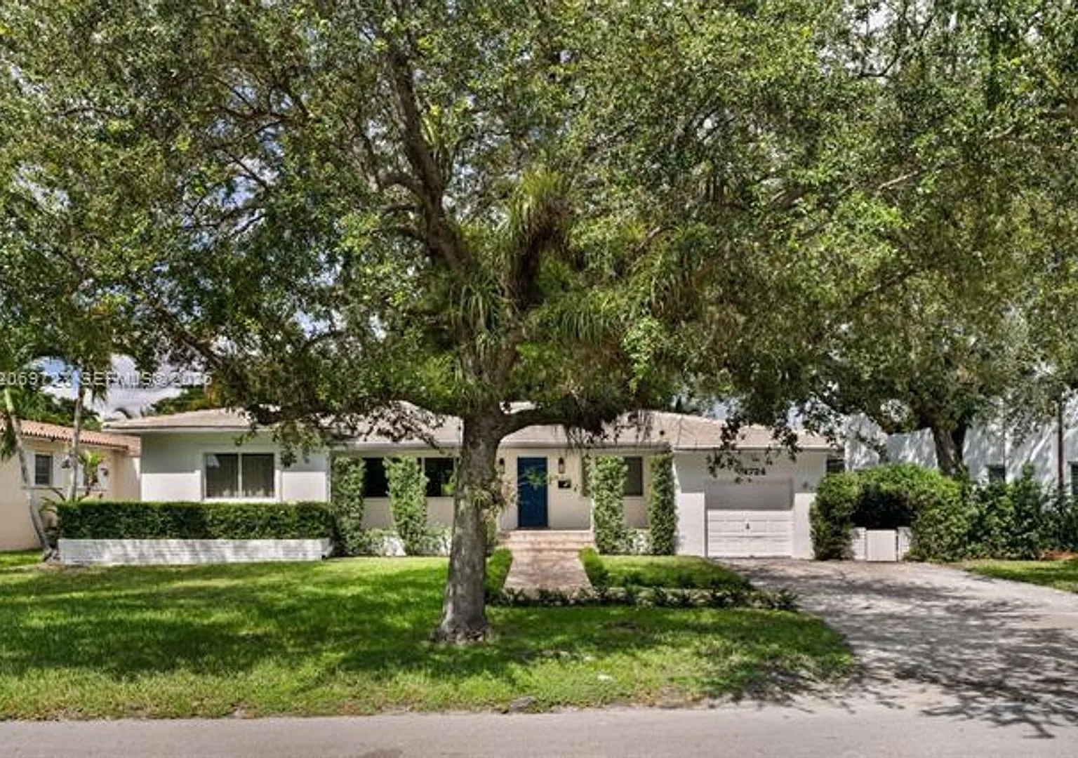 4724 Orduna Dr # 4724, Coral Gables, FL 33146 — Photo 2
