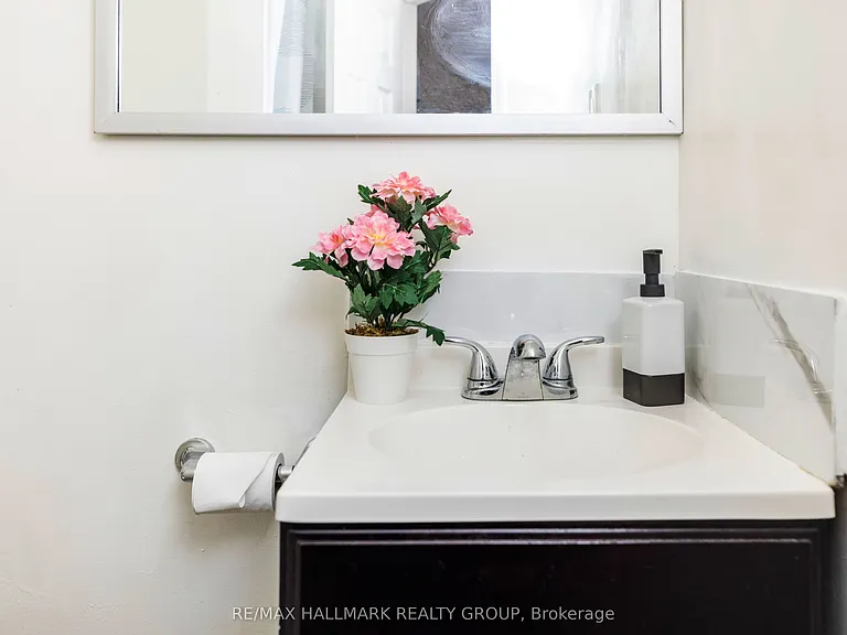 456 Bronson Ave #3 — Photo 14