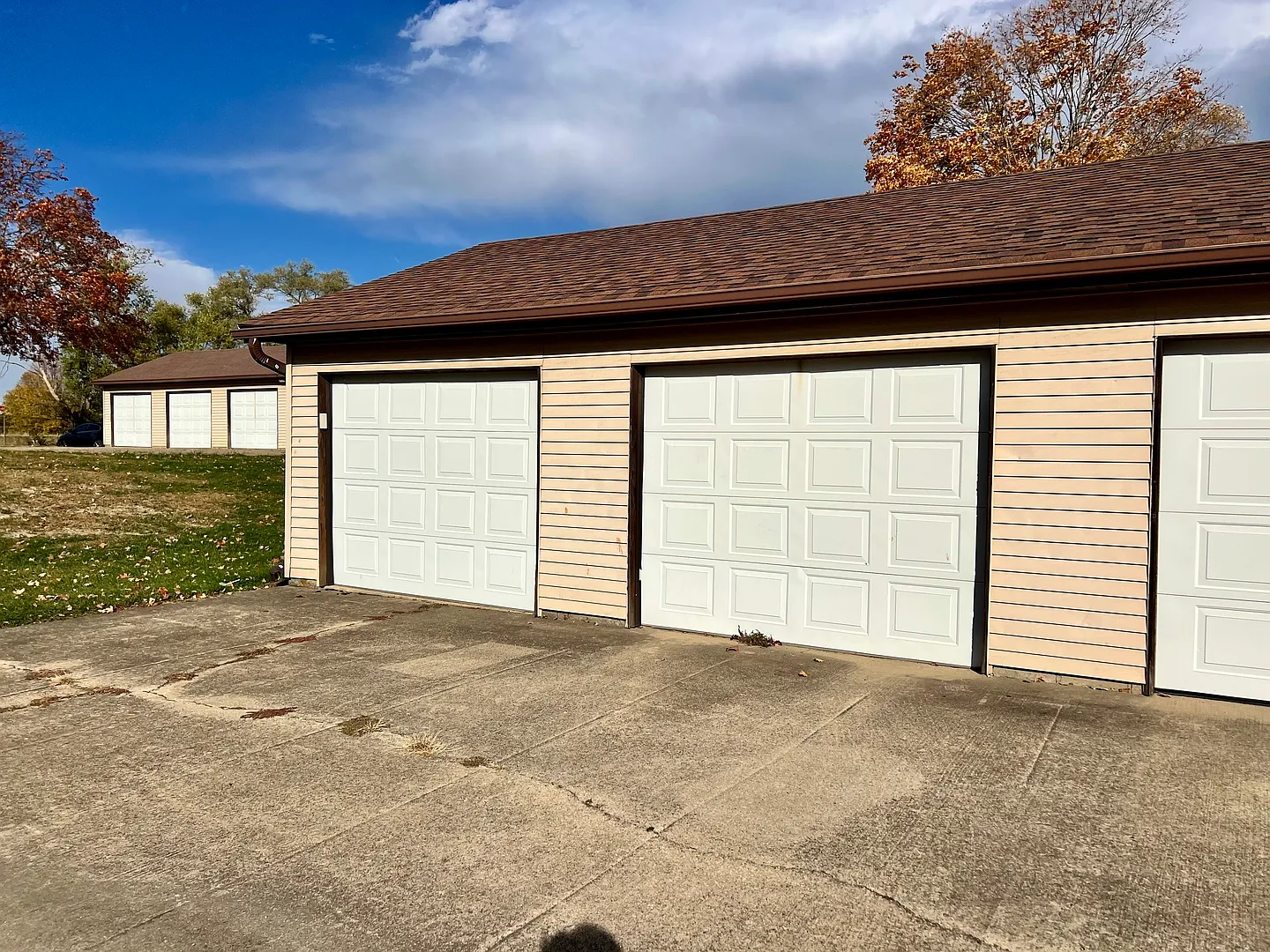 1202 Dean Dr photo 1