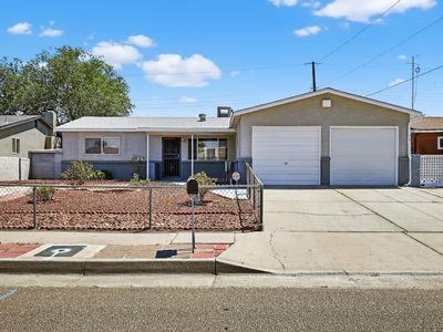 2304 Hurley Dr NW, Albuquerque, NM, 87120