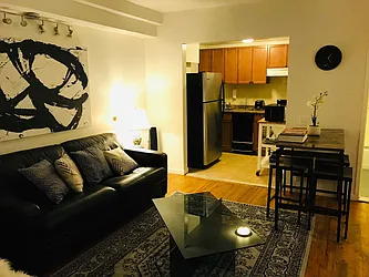 Rented by Roberto Guilbet, LREB