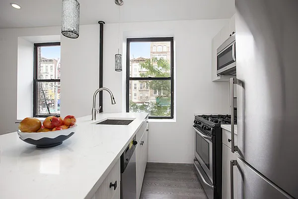 Rented by Platinum Properties | media 22