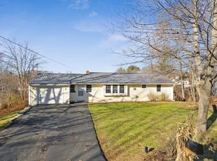 79 Fowler Rd, Cape Elizabeth, ME 04107
