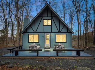 151 Mohican Trl, Pocono Lake, PA 18347
