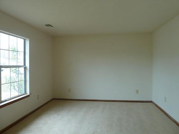 4th image of 509 Ashton Green Blvd