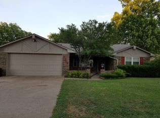2705 Kingston Rd, Ponca City, OK 74604