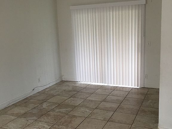 5th image of 2901 10th Ave N #2A