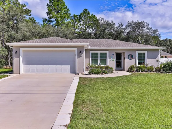 8645 N Paradisea Dr, Citrus Springs, FL 34433