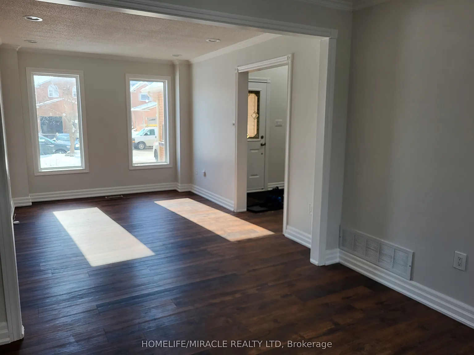 3 bed, $2,600 — Photo 2