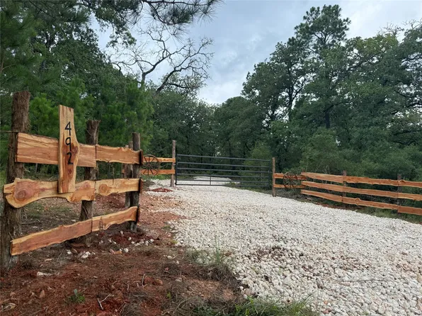 492 S Old Potato Rd, Paige, TX 78659