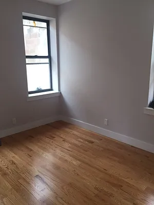 Rented by REALTY QUEST NEW YORK INC | media 9