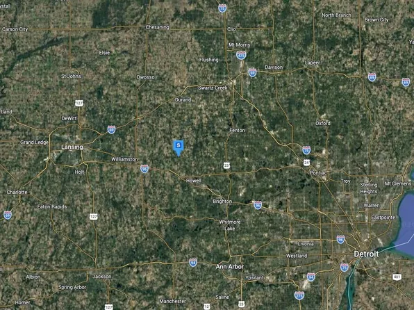 6400 Crandall Rd, Howell, MI 48855