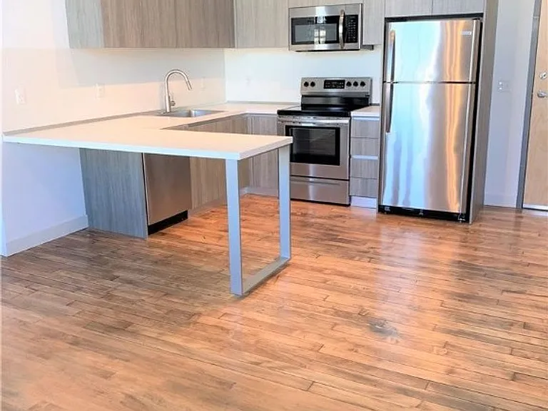 50 Sprague St — Photo 2