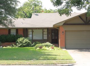 9853 Cloister Dr, Dallas, TX 75228