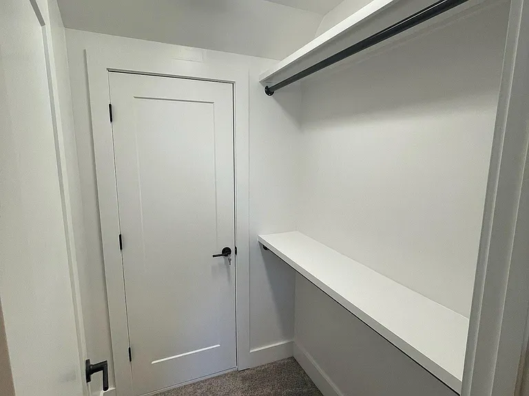 4th Floor Closet