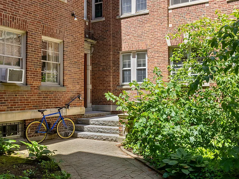 21 Chauncy St #21 — Photo 12