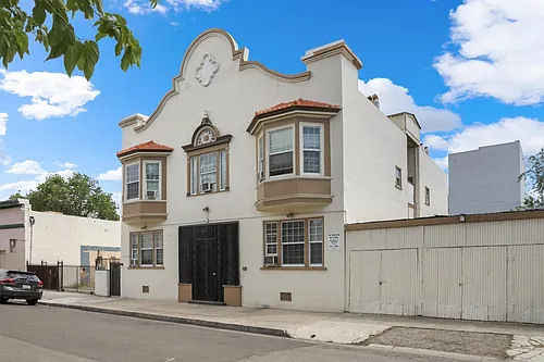 1 18th St #1 Photo 1