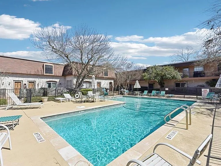 7801 Shoal Creek Blvd #153 — Photo 22
