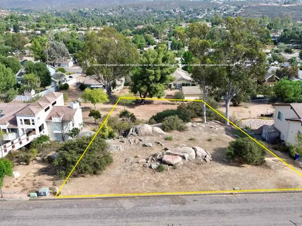 Daza Dr, Ramona, CA 92065