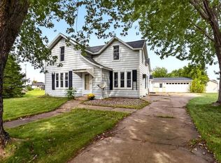 113 W Lincoln Avenue, Fall Creek, WI 54742