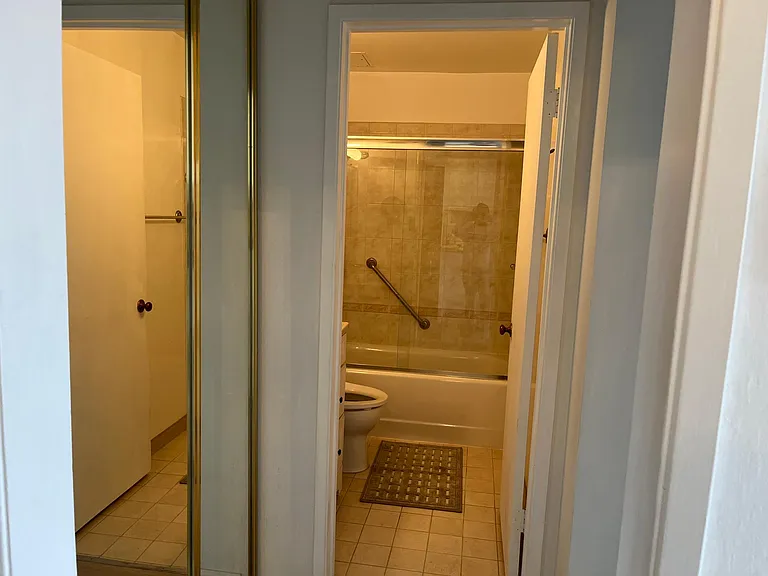 6 Commodore Dr #446 — Photo 6