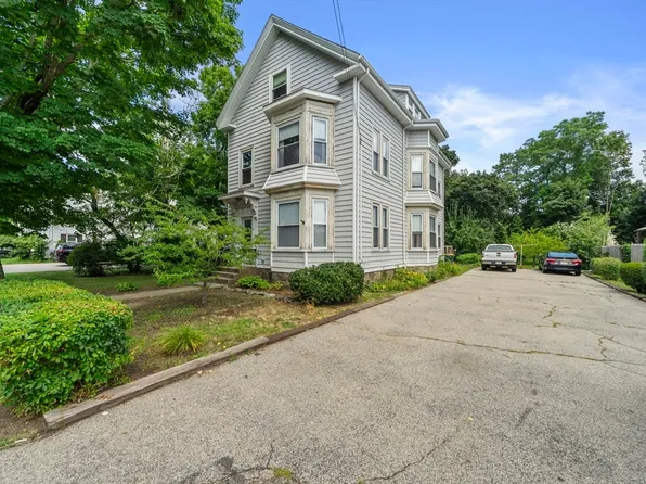 96 Plymouth St, Abington, MA 02351