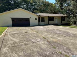 76 Woodard Dr, Oneonta, AL 35121