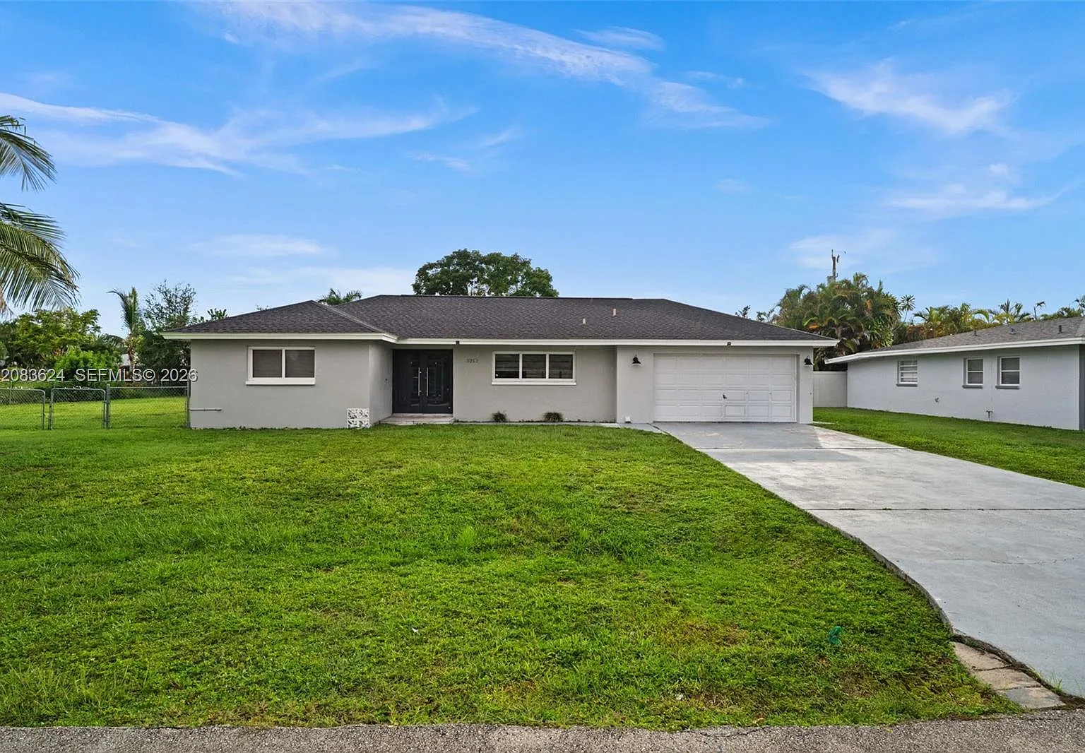 3 bed, 2.0 bath, 1404 sqft, $2,600 — Photo 1
