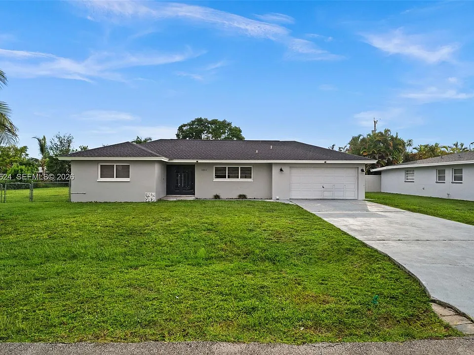 5212 Santa Rosa Ct