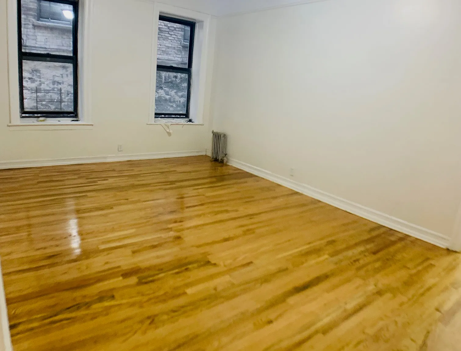 10 Cooper Street — Photo 1