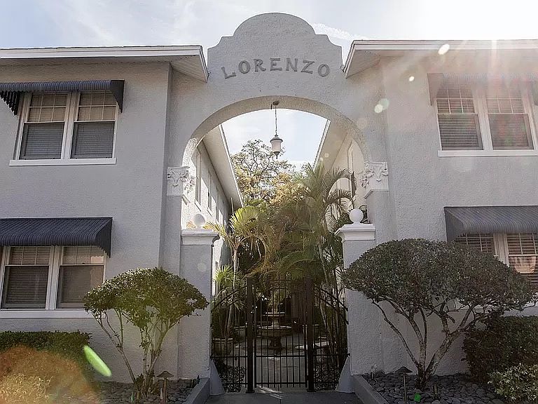 1st image of 1408 S Lorenzo Ave APT 2
