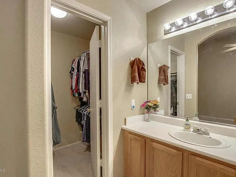 2342 E Springfield Pl — Photo 2