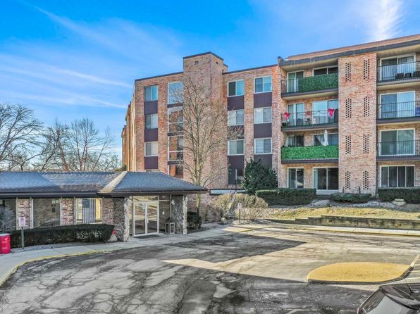 1101 S Hunt Club Dr APT 101, Mount Prospect, IL 60056