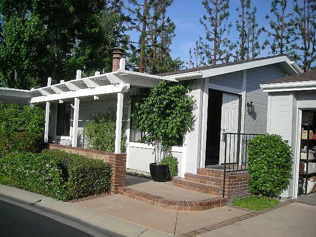 3 BR, Senior Comm.