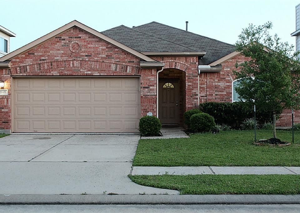 1st image of 19451 Otter Trail Ct