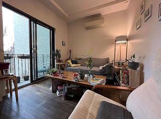 112 Van Buren St #2R, Brooklyn, NY 11221