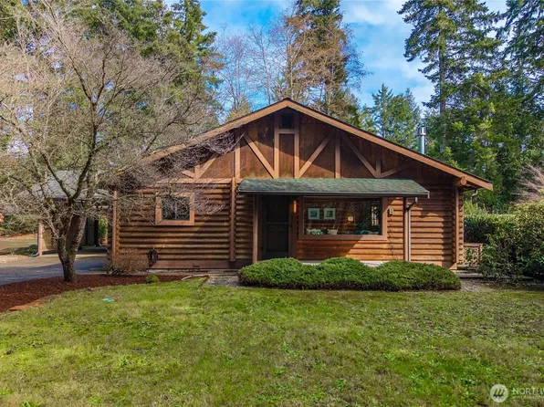 101 E Lake Forest Drive, Allyn, WA 98524