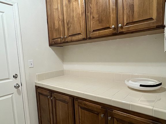 4th image of 10835 N Ponderosa Dr