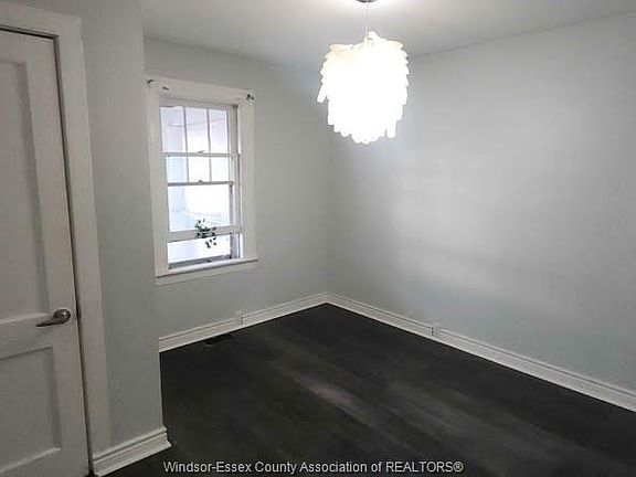 5th image of 2292 Dougall Ave