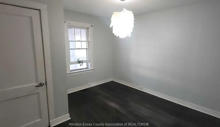2292 Dougall Ave #UPPER — Photo 5