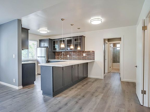 2nd image of 4024 Ursula Ave Unit 19