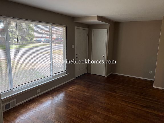 2nd image of 65 Clearview Dr